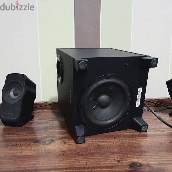 Creative wired 8W Sub speakers 2