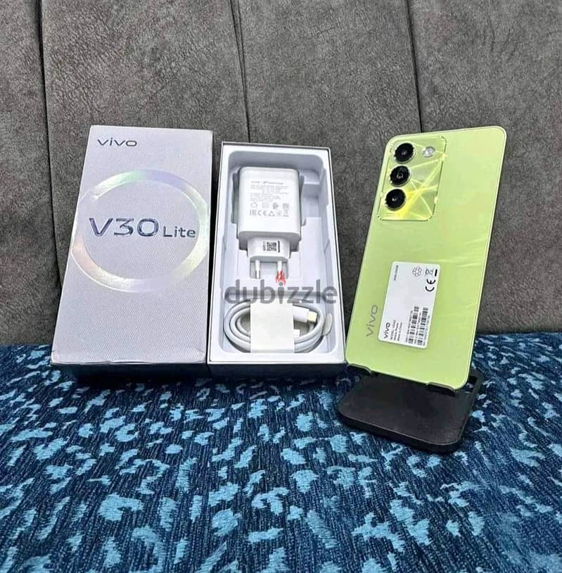 فيفو v30لايت 1