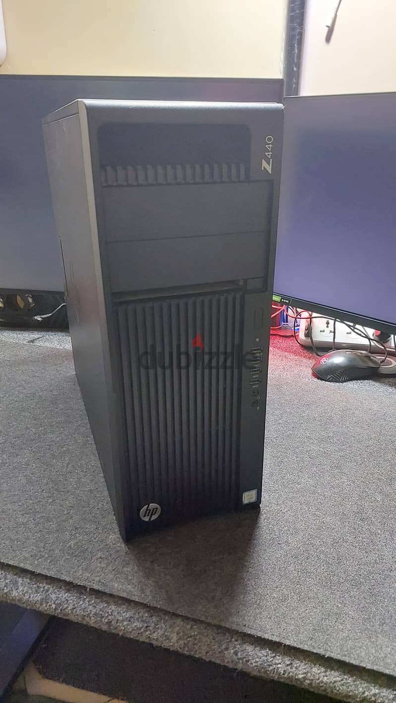 HP Z440 | Xeon E5-1650 v4 | 32GB RAM DDR4 | AMD-RX570 4GB 0