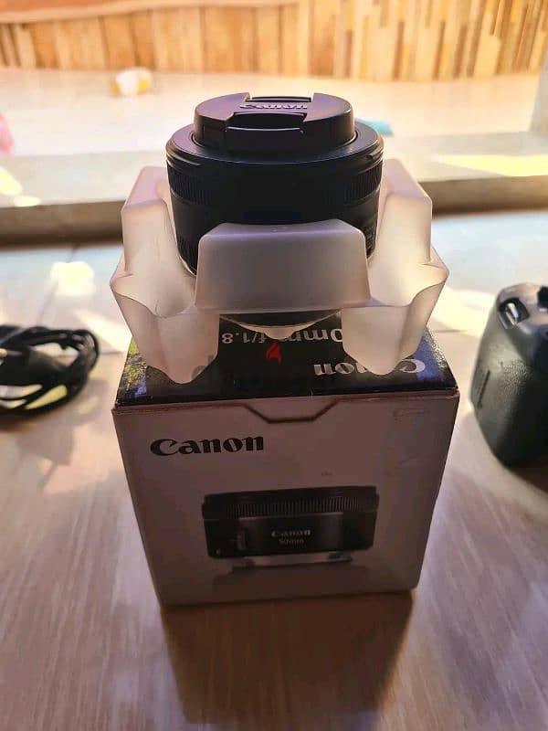 canon 700d للبيع 4