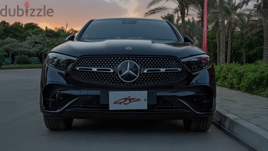 استلام فوري - Mercedes GLC200 AMG Coupe Fully Loaded - مرسيدس 0