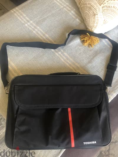 Laptop bag Sleeve From Toshiba [Orignal] [15 inch] شنطة لابتوب