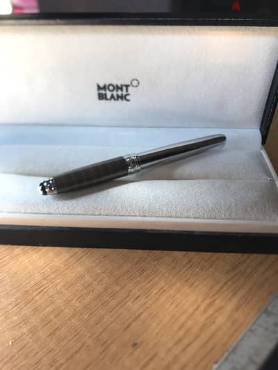 قلم جاف Mont blanc أصلي