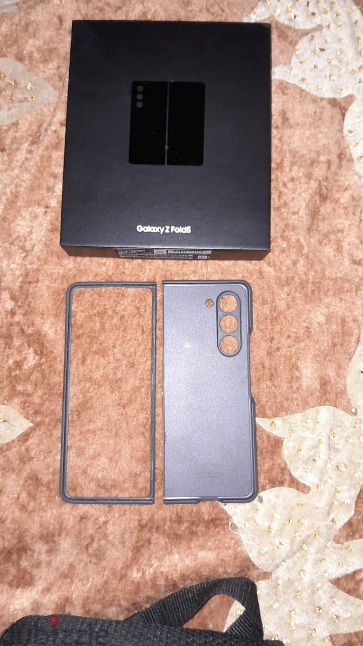 Samsung Fold 5 10