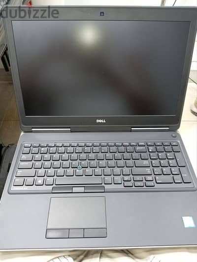 DELL PERCISION 7520 Workstation