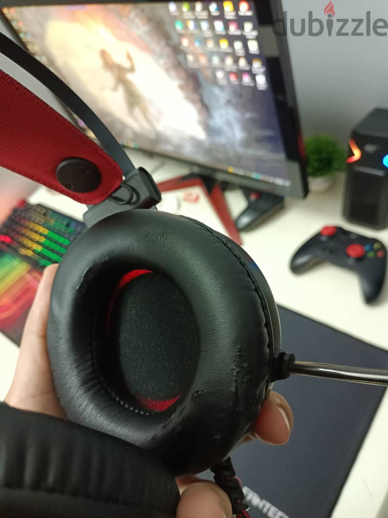 Redragon MINOS H210 7.1 GAMING HEADSET + ONIKUMA STAND 5