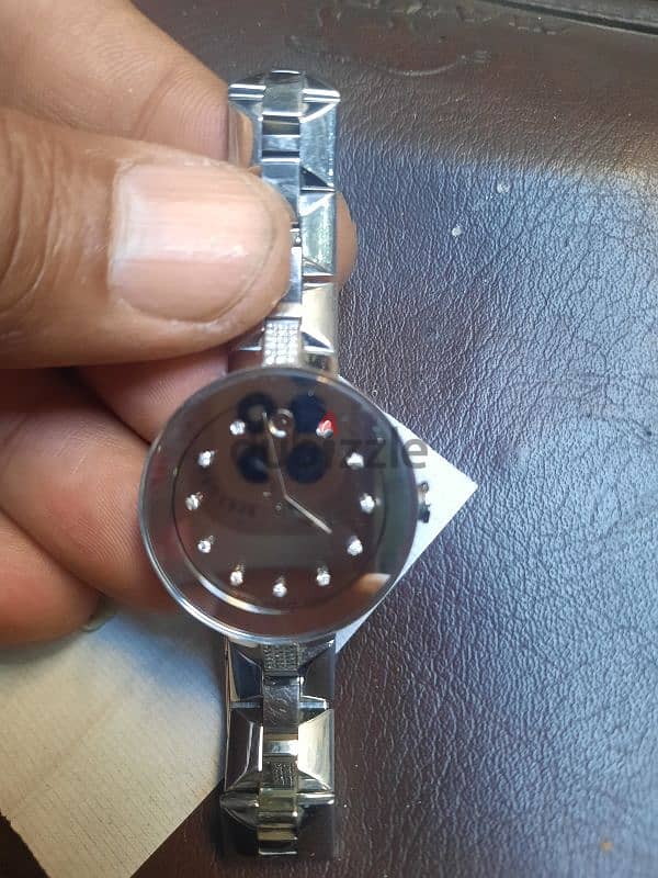 Movado Original Swiss Lady Watch With Real diamond 0