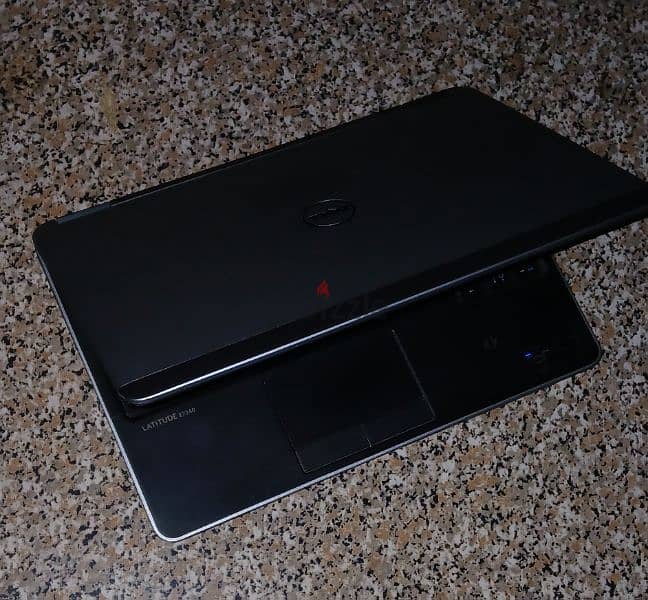 للبيع Dell Latitude E7240 Slim 4