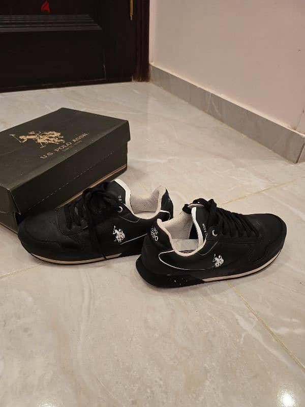 شوز رجالى original ماركة us polo assn مقاس ٤١ 1