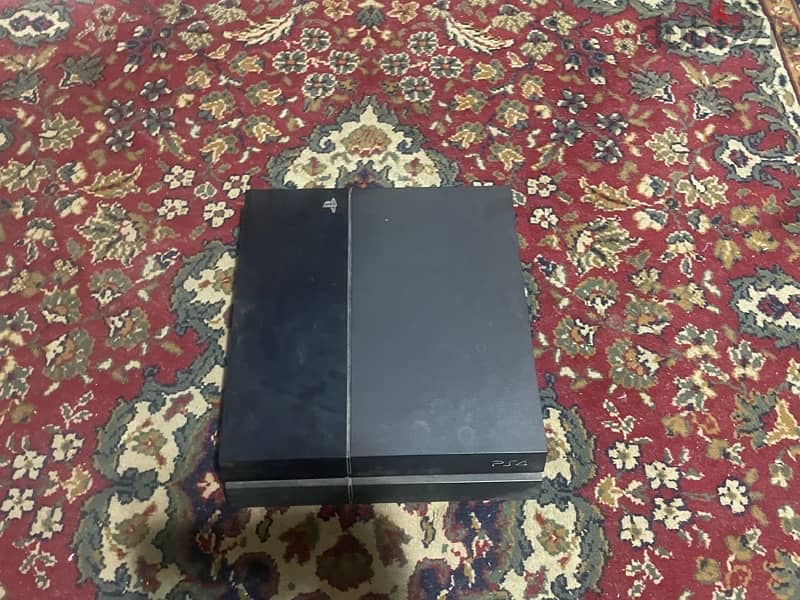 PS4 للبيع 1