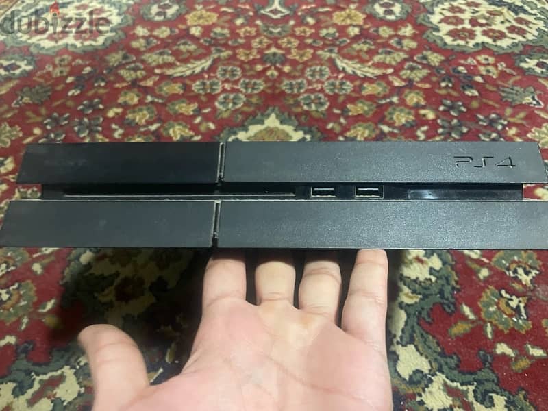 PS4 للبيع 2