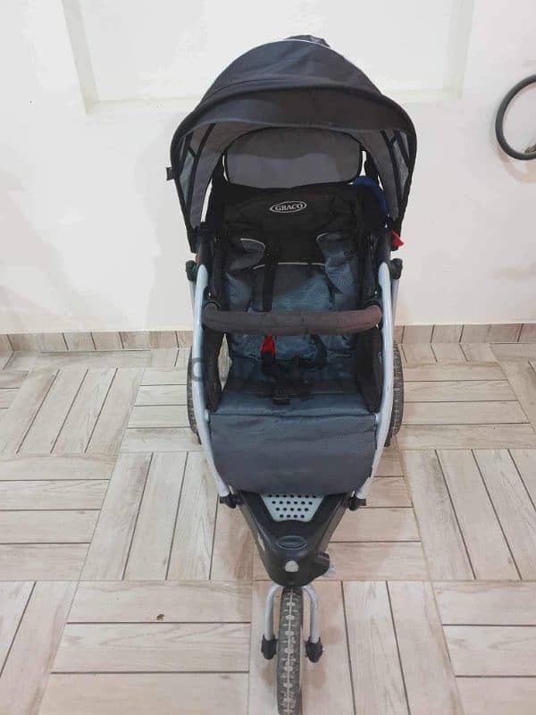 graco stroller and carseat 0