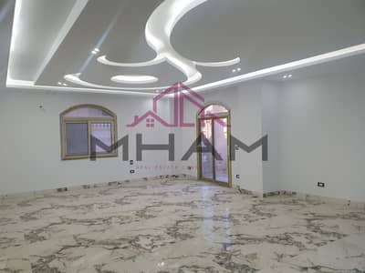 Apartment for rent, 275 sqm, ultra super luxury finishing, in Tamr Henna Compound, Fifth Settlement