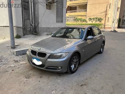 BMW 320i E90