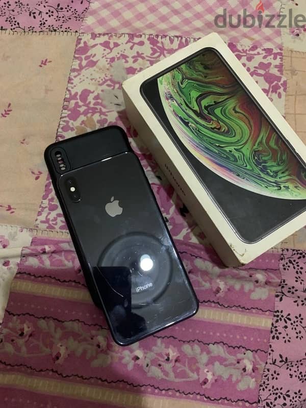 iPhone XS Max 2