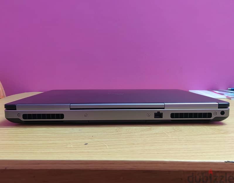 بيع جهاز Dell Precision 7720 quadro p4000 mobile 4