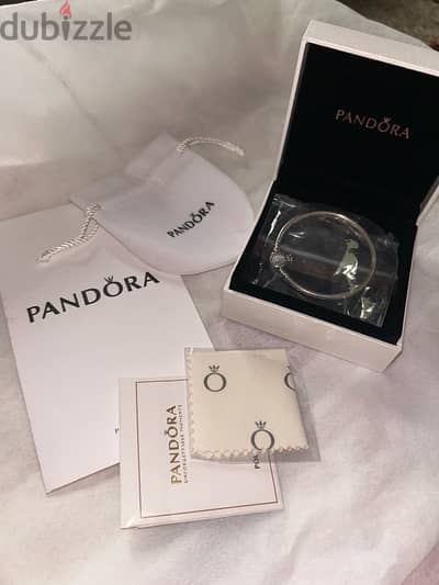 pandora bracelet