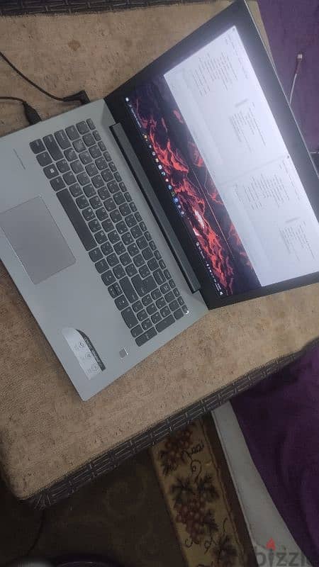 Lenovo IdeaPad 520 + Earbuds Anker Soundcore R50i 7