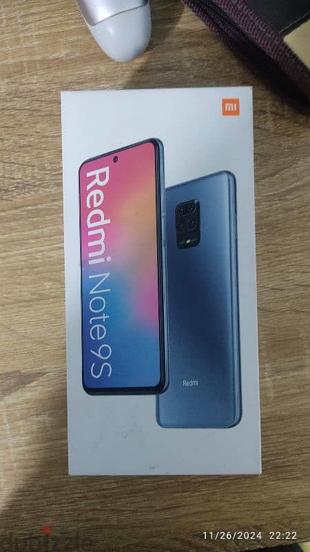 redmi note 9s استعمال خفيف جدا جدا معاه كل مشتملاته الاصليه بالعلبه 4