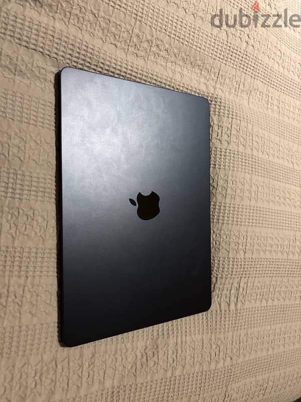 M3 Macbook Air 13 inch 1