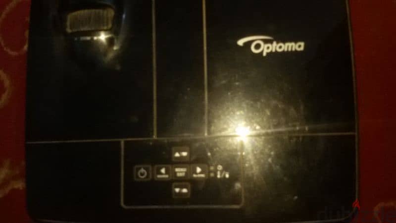 بروجكتر optoma استعمال نضيف وخفيف 1