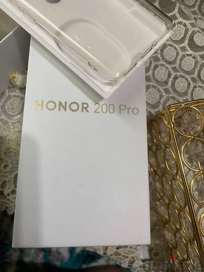 Honor200