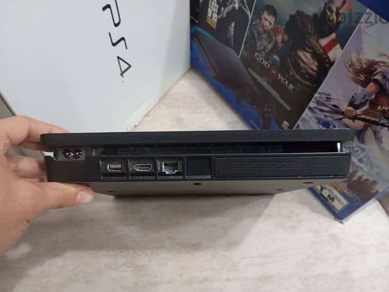 playstation 4 slim 3