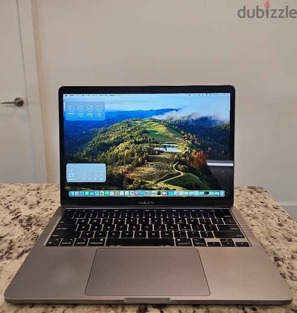 Macbook Pro M1 13 inch with Box 0