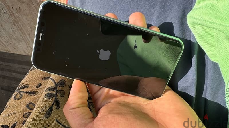 iPhone 11  128  B 80  zero  ايفون ١١ مساحه ١٢٨  بطاريه ٨٠ استعمال شخصي 3