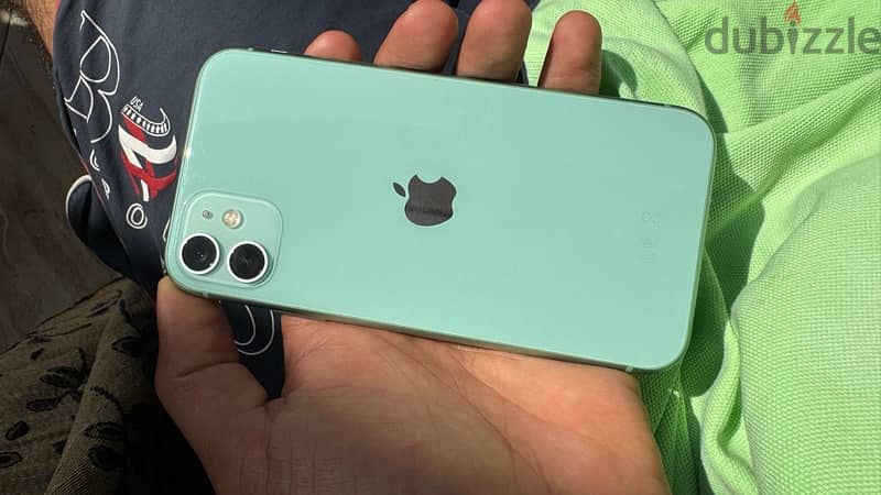 iPhone 11  128  B 80  zero  ايفون ١١ مساحه ١٢٨  بطاريه ٨٠ استعمال شخصي 5