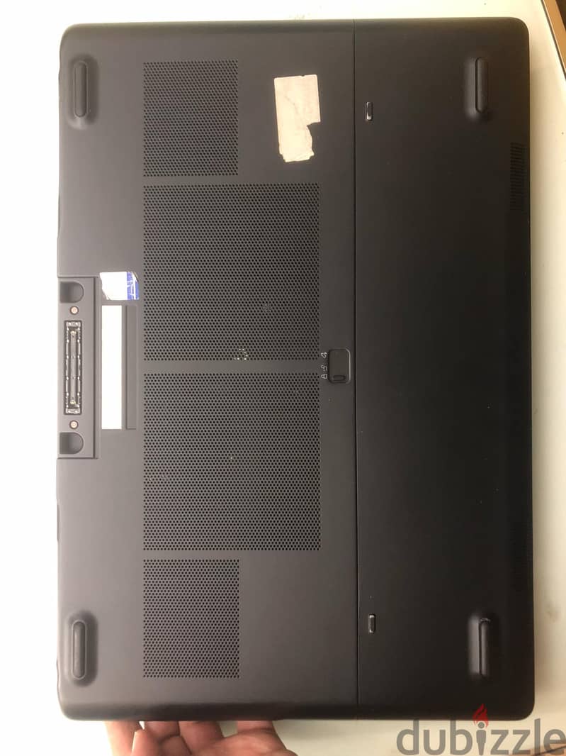 Workstation dell 7720 10