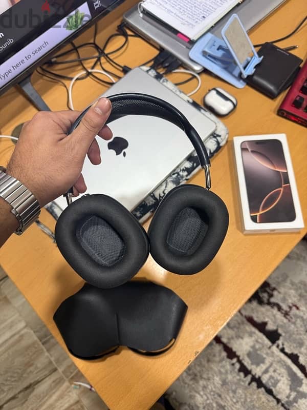 apple airpods max 1