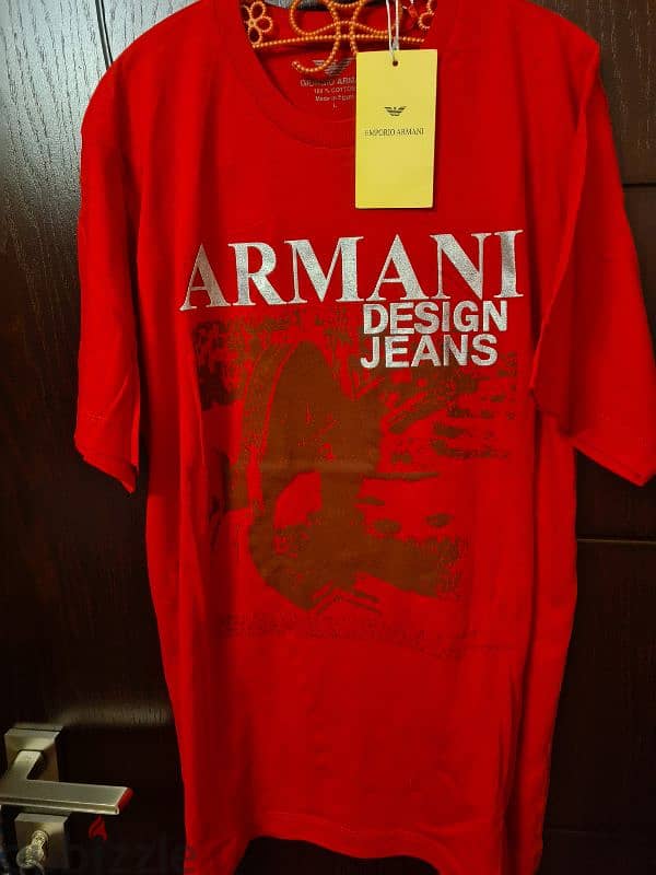 تي شيرت armani رجالي مقاس large 0