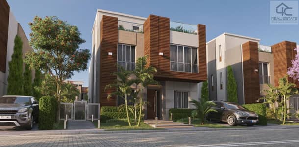 Town house 4bedrooms down payment and installments 176m open view on landscape in golden square.