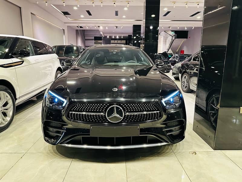 Mercedes-Benz E300 2023 coupe 4000km Amg 0