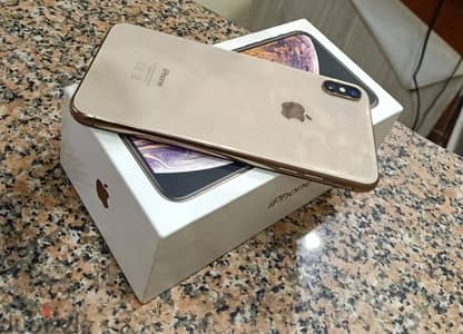 iPhone Xs Max in good condition