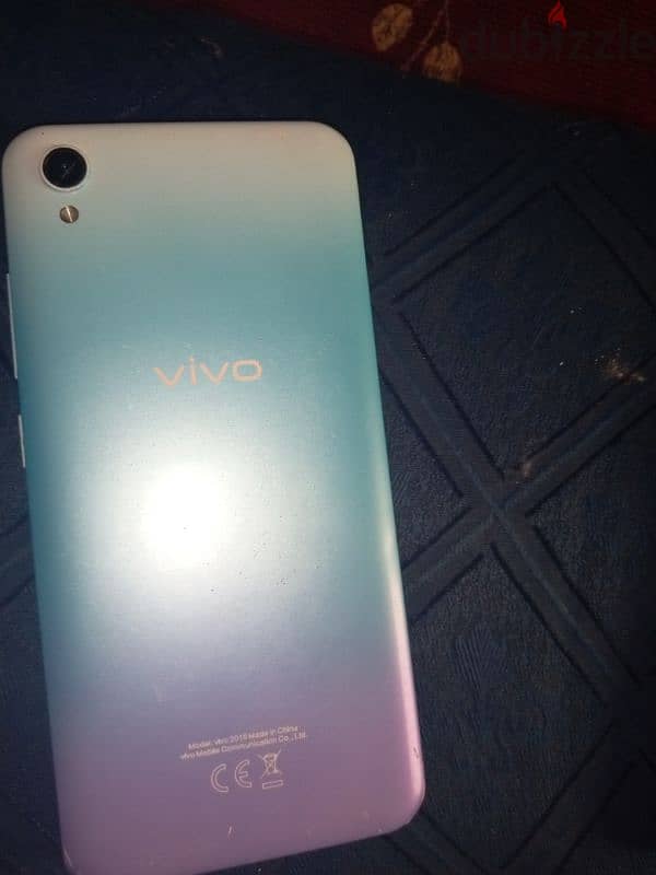 vivo y1s 1