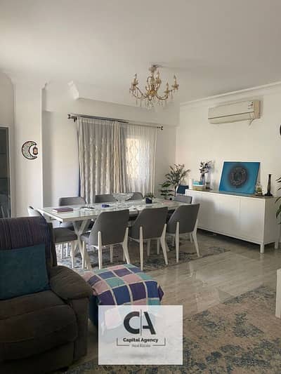 Apartment for sale in Al Yasmine Villas  In the first assembly  Excellent location. . less than a minute to the Northern 90th and the Dusit Hotel.  Imm