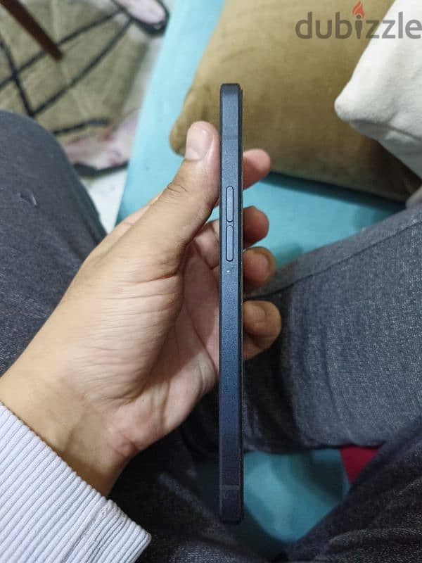 Oppo Reno6 5G Black 3