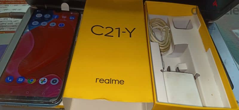 Realme C21y 0