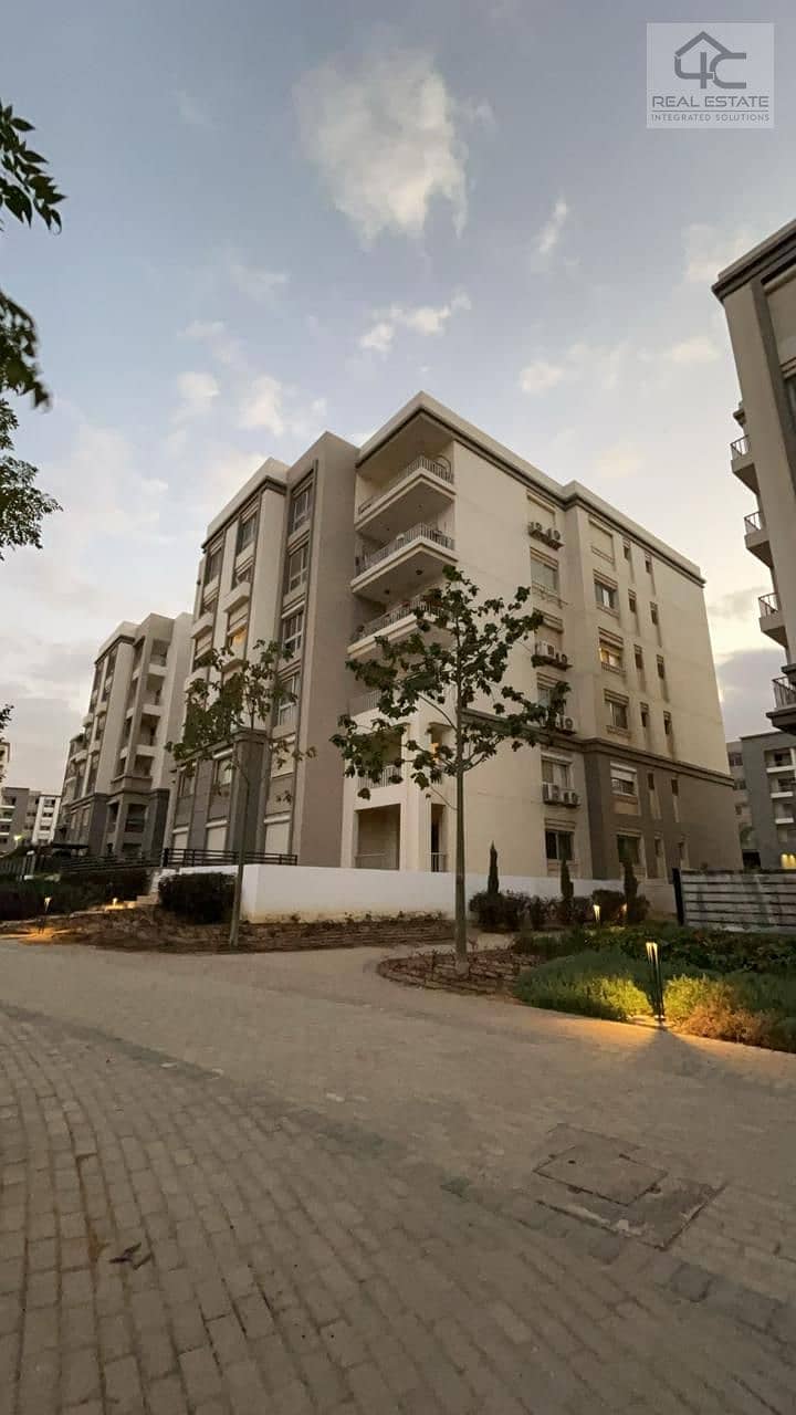 for sale apartment 191m 3 bed in hyde park under market price with installment  on landscape 0