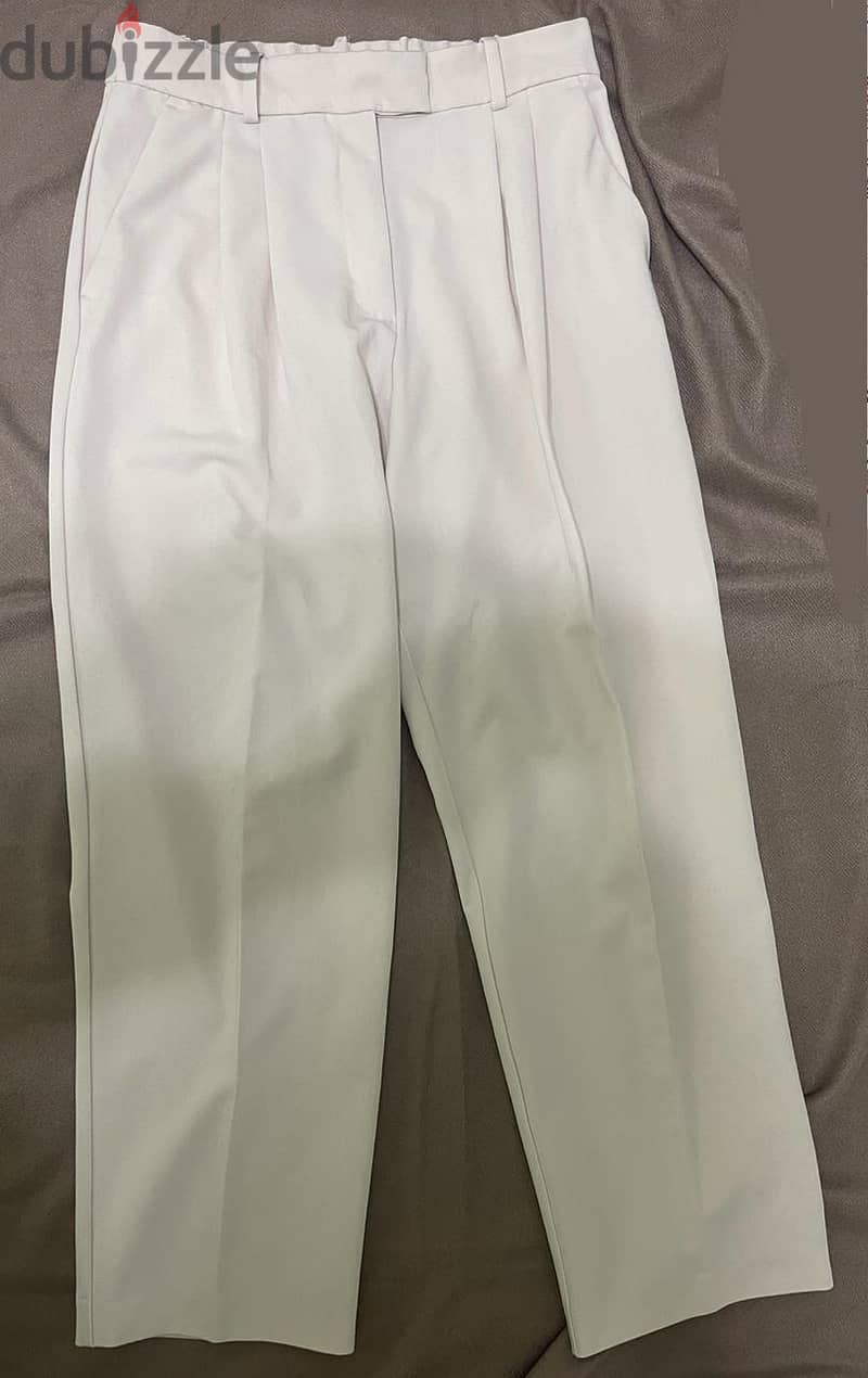 H&M Ankle length trousers - Size 40 - Pale beige 1