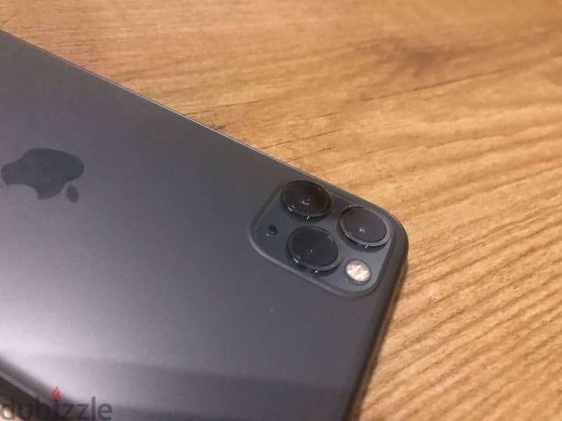 iphone 11 pro max as new 2