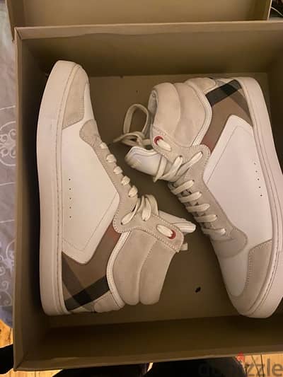 burberry high top sneakers size 45 not worn brand new