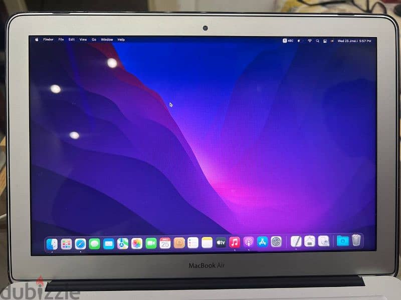 MacBook Air 13-inch 2017 / 128Gb 4