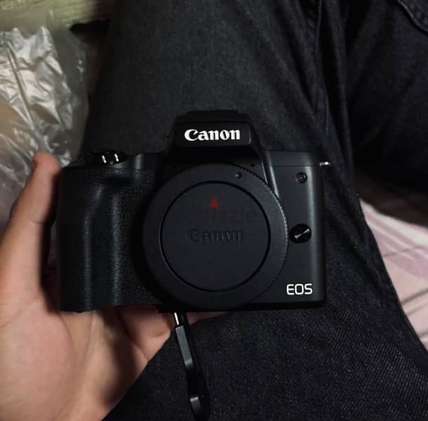 Canon m50 mark ii للبدل ب R50 0