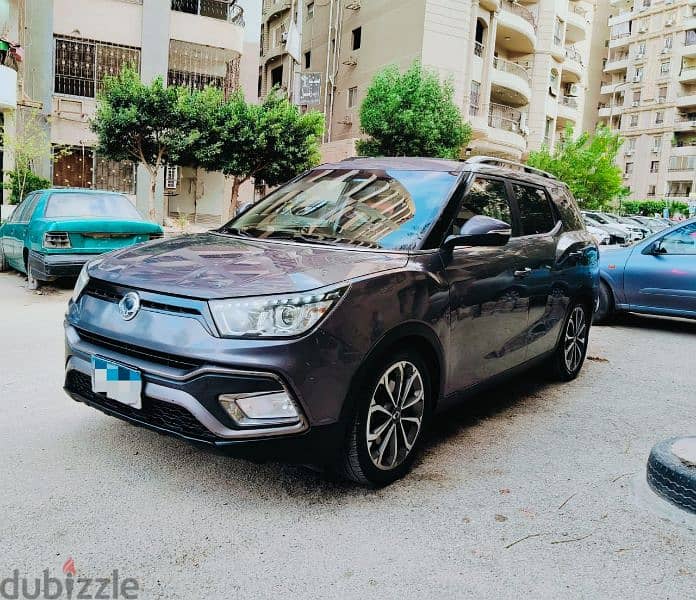 سانج يونج تيفولى تفولي XLV أعلي فئه  SUV  فابريكة بالكامل هاتشباك 0