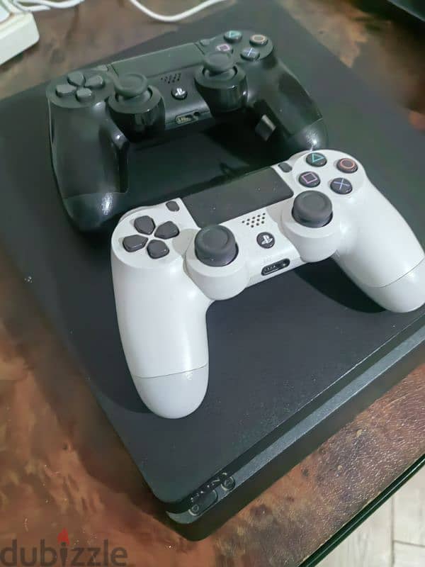 playstation 4 slim 1T 1