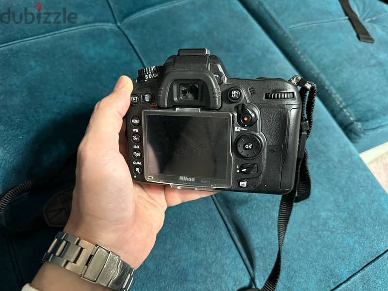 Nikon d7000 dslr like new نيكون دي ٧٠٠٠ 0