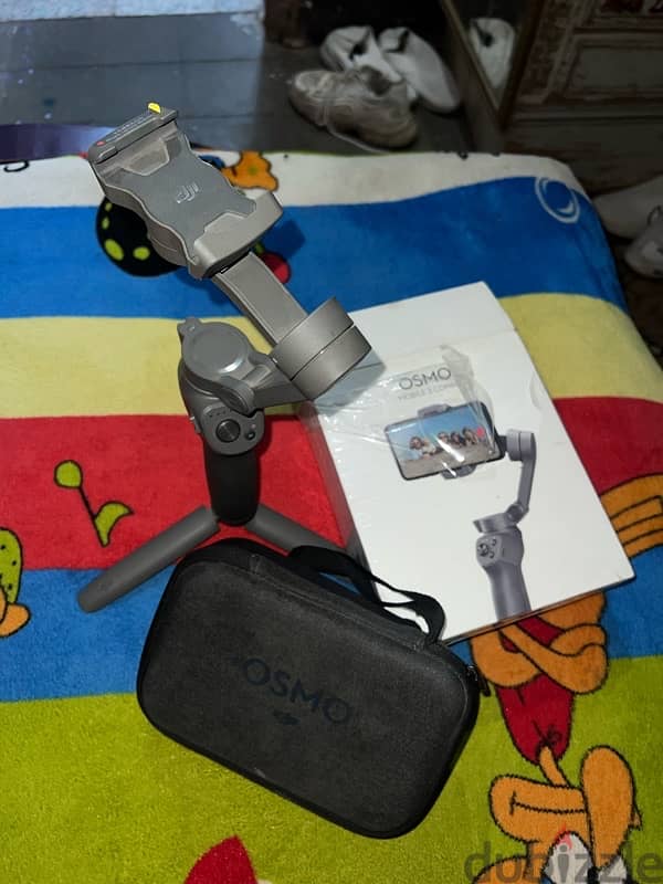 جيمبال ثلاثي المحاور dji osmo3 combo شبه الجديد 1